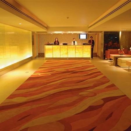 בנגקוק The Tivoli Hotel מראה חיצוני תמונה