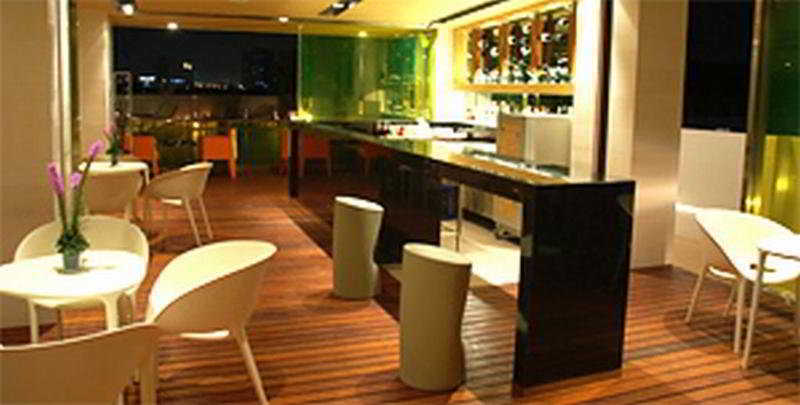 בנגקוק The Tivoli Hotel מראה חיצוני תמונה