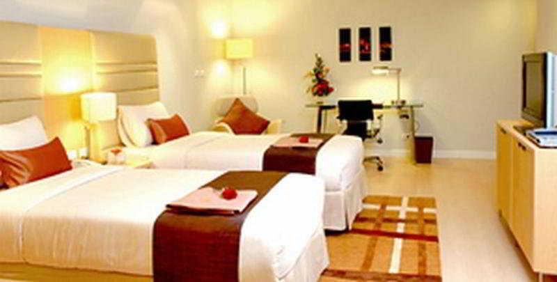 בנגקוק The Tivoli Hotel מראה חיצוני תמונה